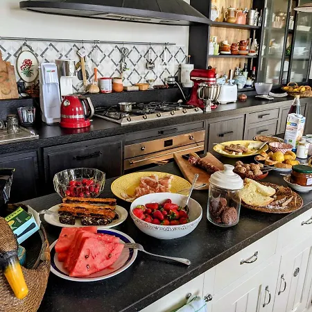 Ratto Del Gallo לינה וארוחת בוקר 3*