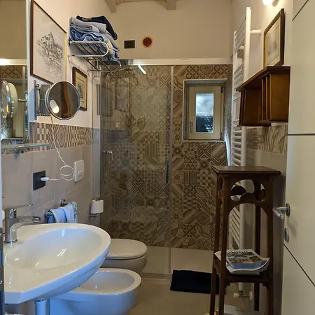 Ratto Del Gallo לינה וארוחת בוקר